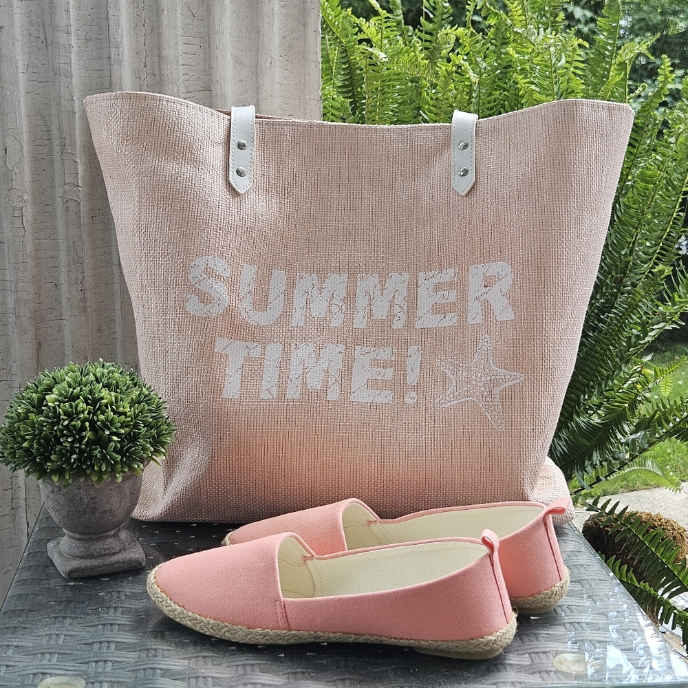 Coral - Size 9 Casual Women’s Shoe
